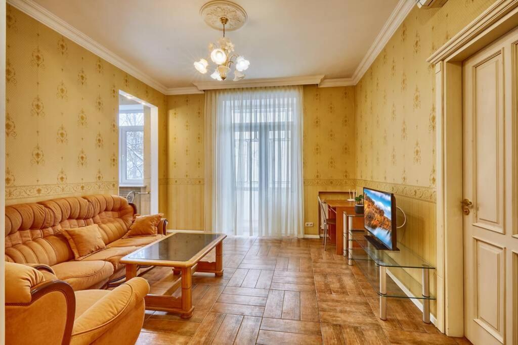 Apartment Near Bessarabsky Square Kiev Buitenkant foto
