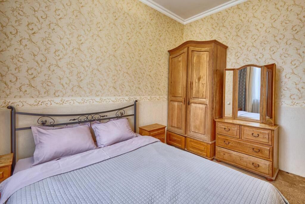 Apartment Near Bessarabsky Square Kiev Buitenkant foto
