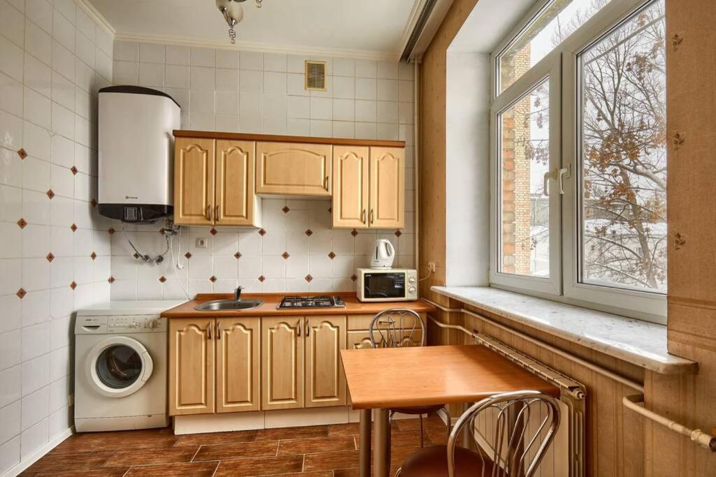 Apartment Near Bessarabsky Square Kiev Buitenkant foto