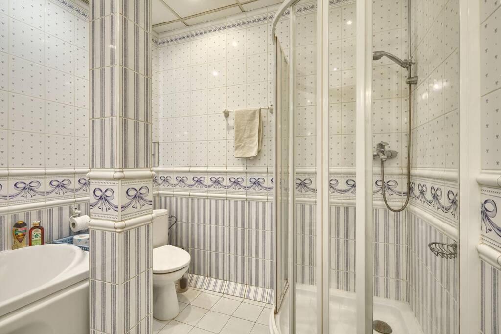 Apartment Near Bessarabsky Square Kiev Buitenkant foto