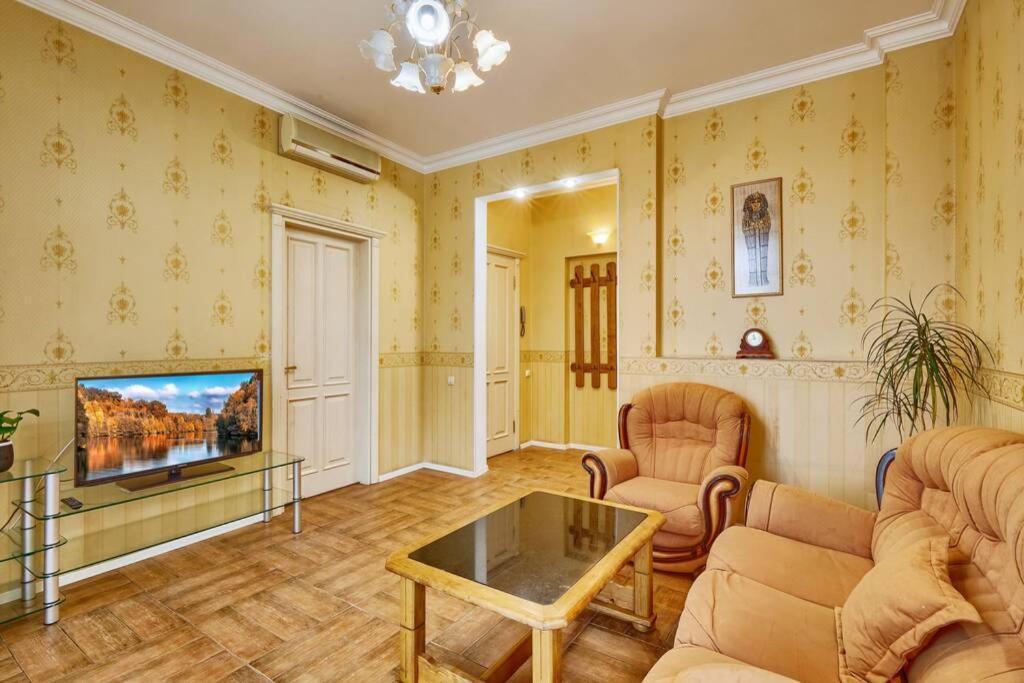 Apartment Near Bessarabsky Square Kiev Buitenkant foto